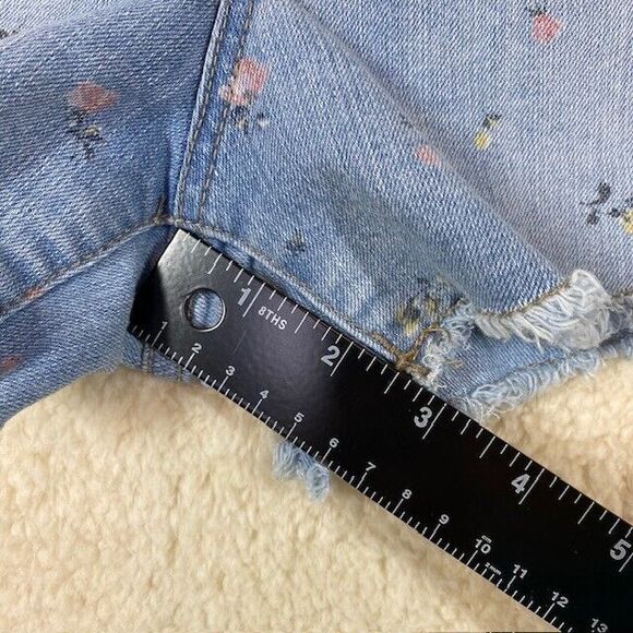 Wild Fable Womens Jean Shorts Size 26 Blue Floral Print Booty Casual High Rise - Picture 7 of 11